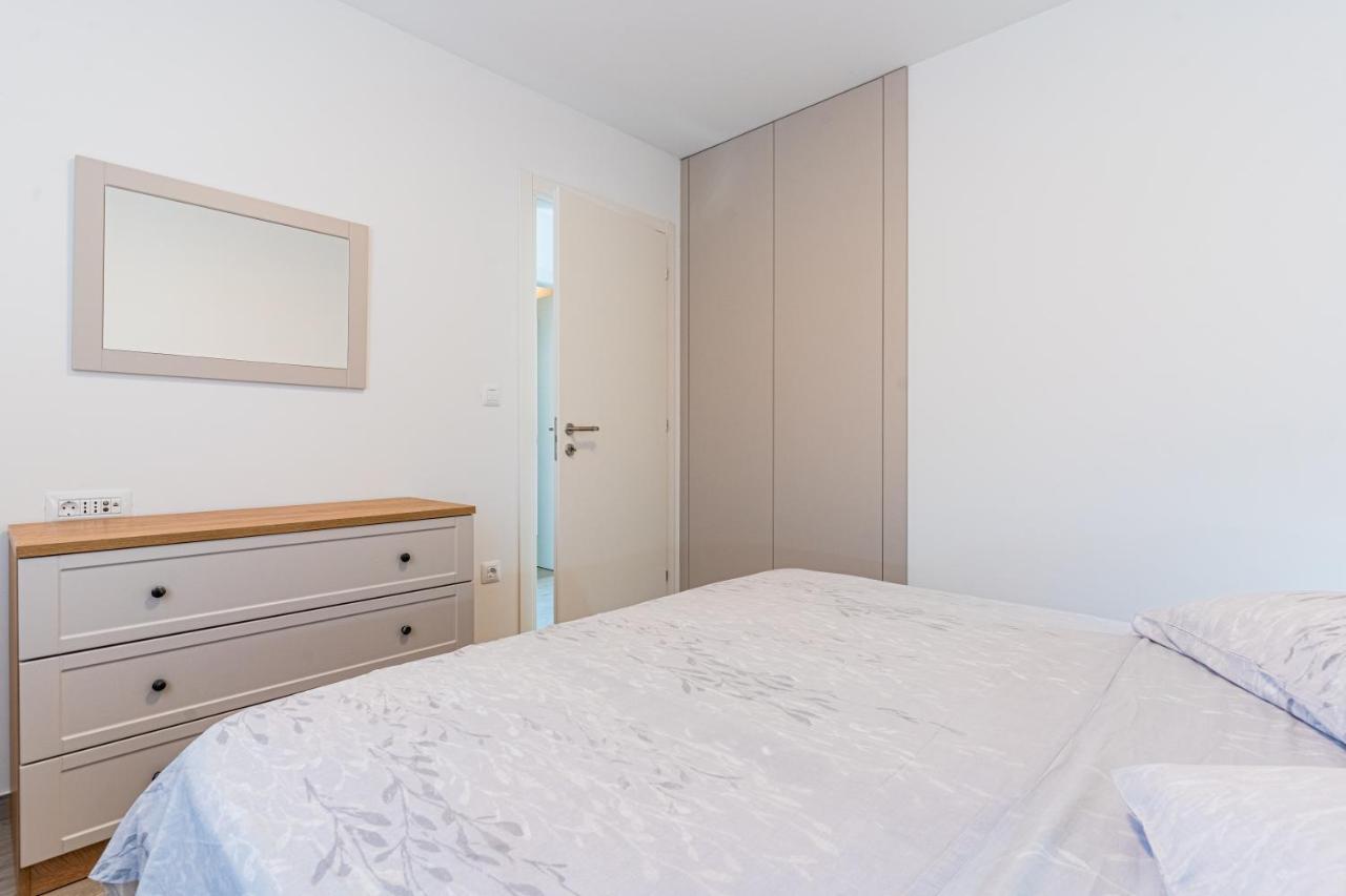 New 4 Star Apartment M&A In Town Cres Dış mekan fotoğraf