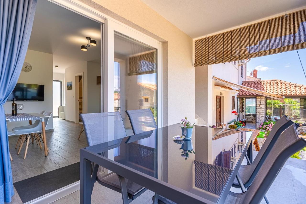 New 4 Star Apartment M&A In Town Cres Dış mekan fotoğraf