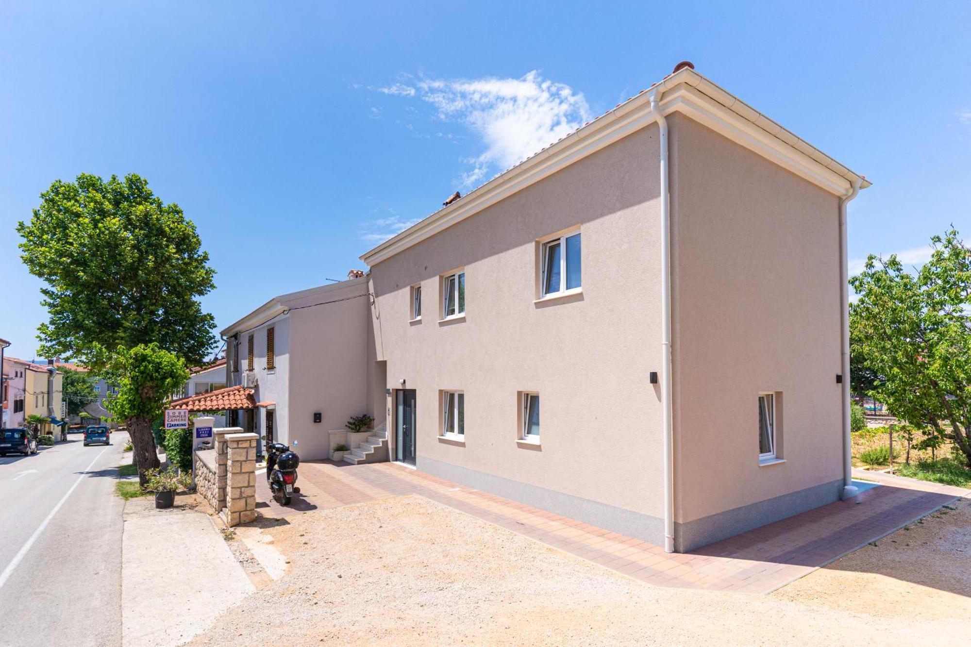 New 4 Star Apartment M&A In Town Cres Dış mekan fotoğraf